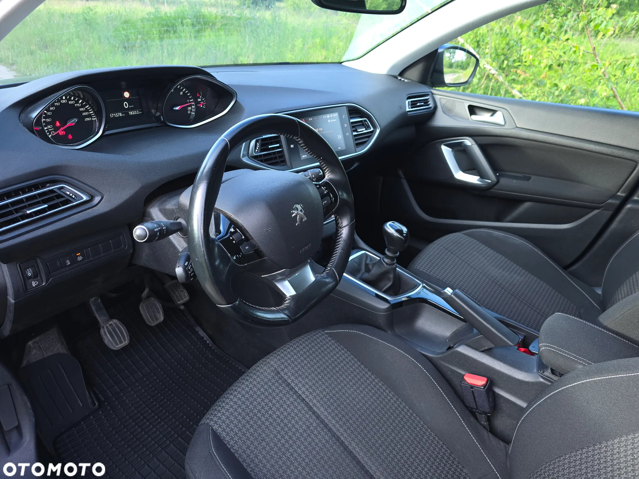 Peugeot 308 1.5 BlueHDi Allure Pack S&S - 14