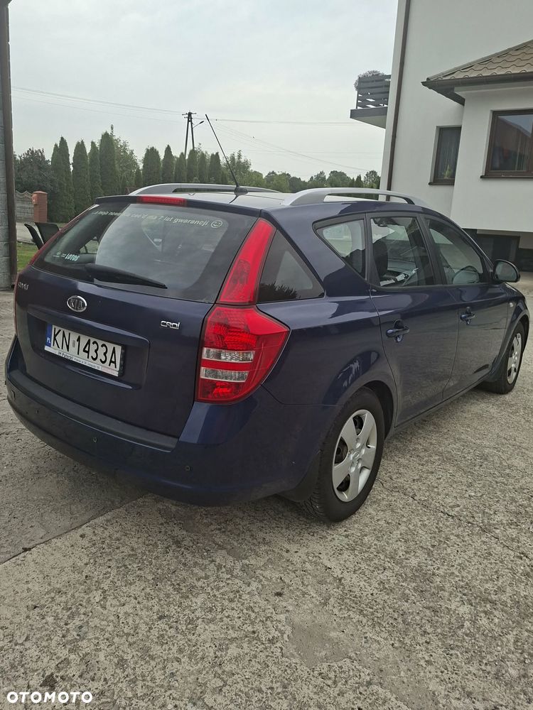 Kia Ceed 1.6 Crdi Comfort - 4