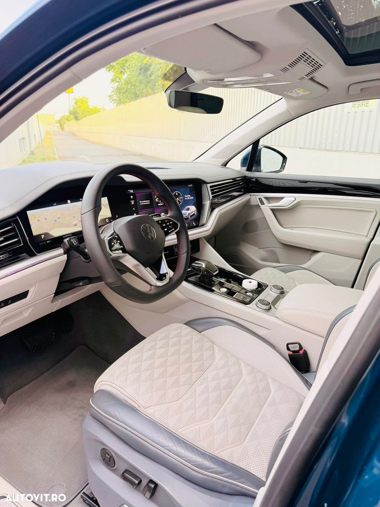 Volkswagen Touareg - 13