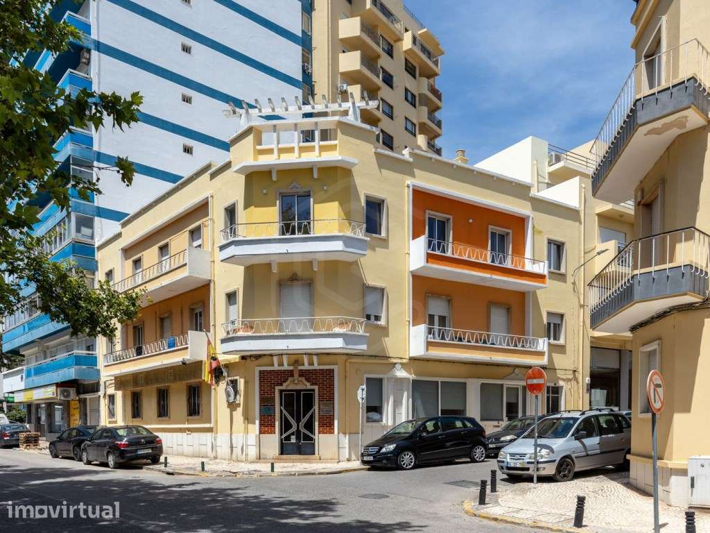 Apartamento T3 renovado e equipado, centro, Faro, Algarve - Grande imagem: 2/15
