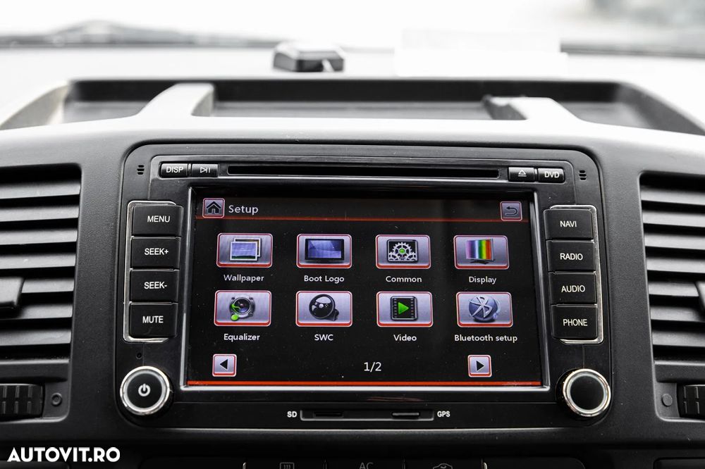 Volkswagen Caravelle - 10