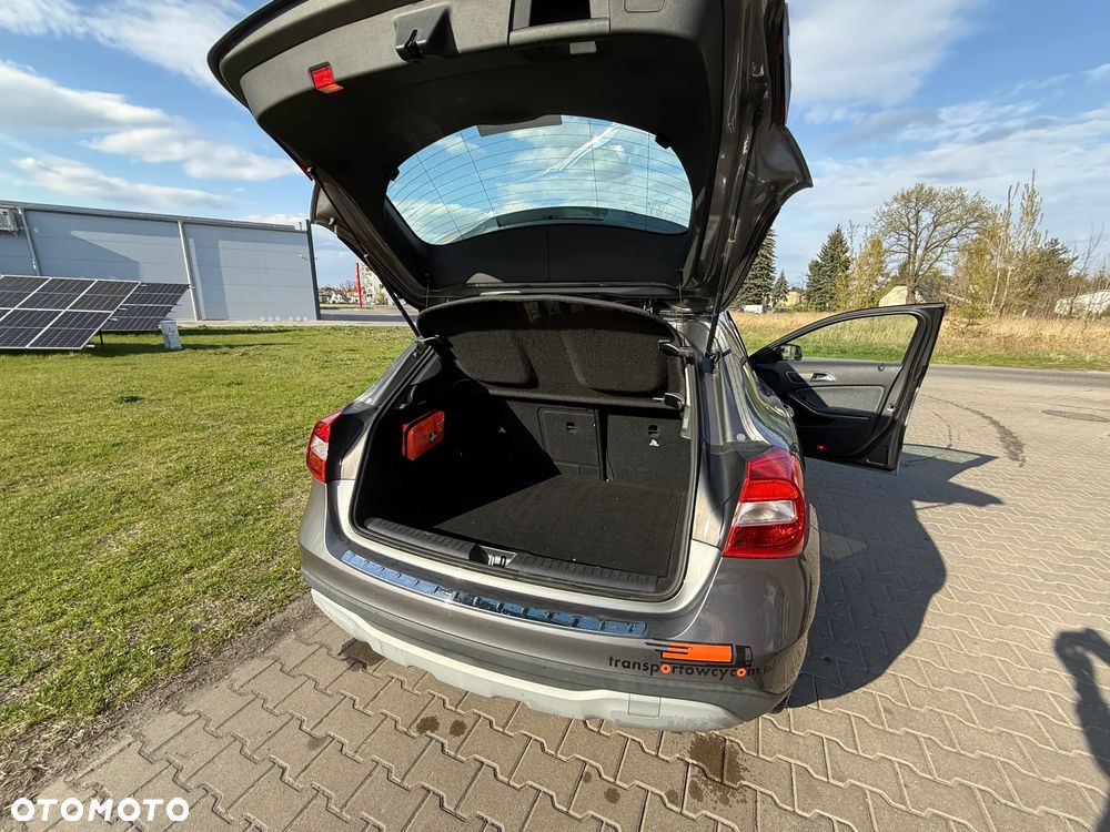 Mercedes-Benz GLA 180 7G-DCT Style - 15