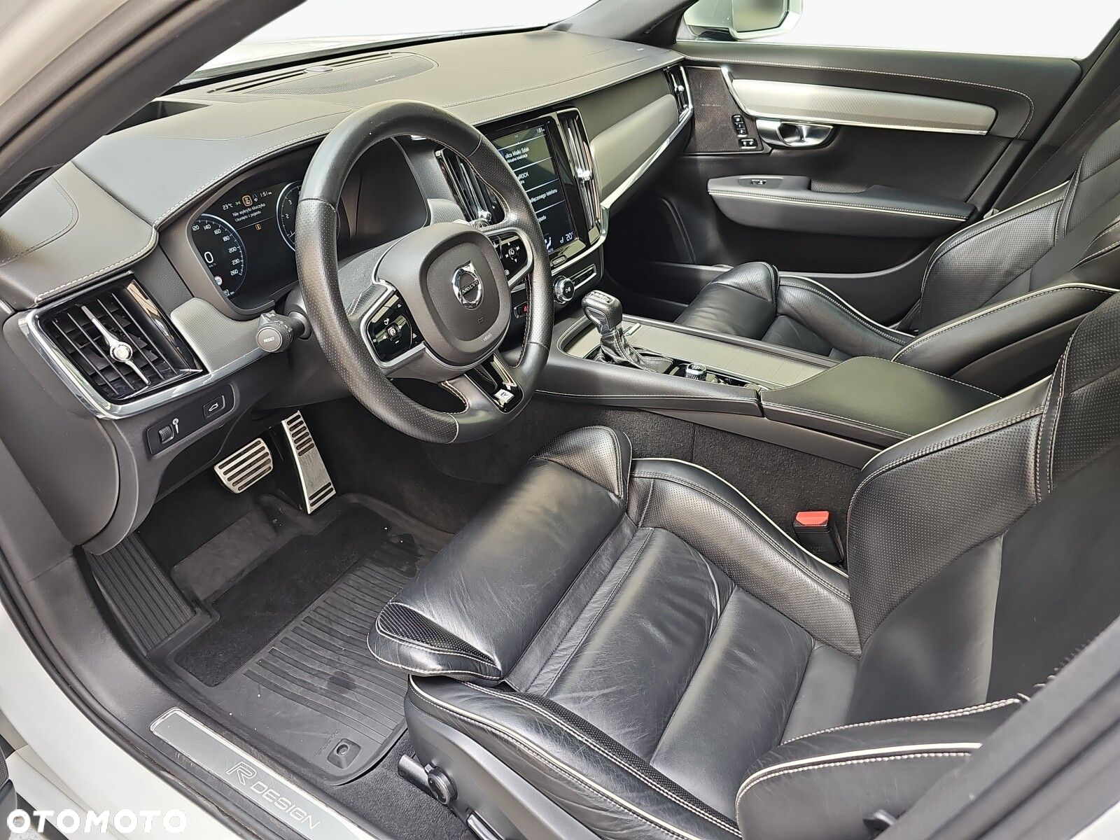 Volvo V90 - 11