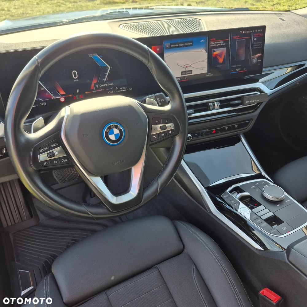 BMW Seria 3 330e xDrive Sport Line - 14