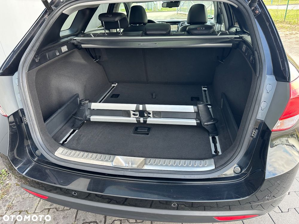 Hyundai i40 Kombi 1.7 CRDi DCT Premium - 25