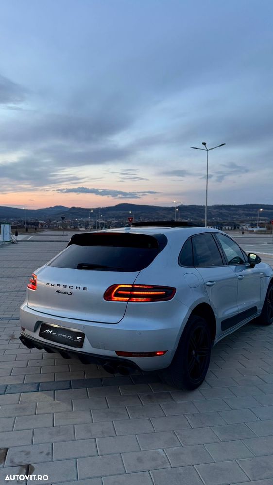 Porsche Macan 3.0 PDK S - 3