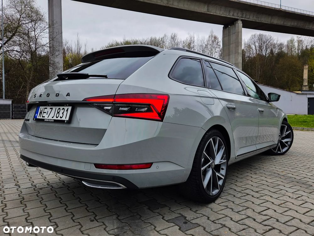 Skoda Superb 2.0 TDI SCR Sportline DSG - 14
