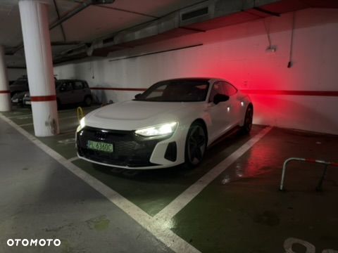 Audi e-tron - 10