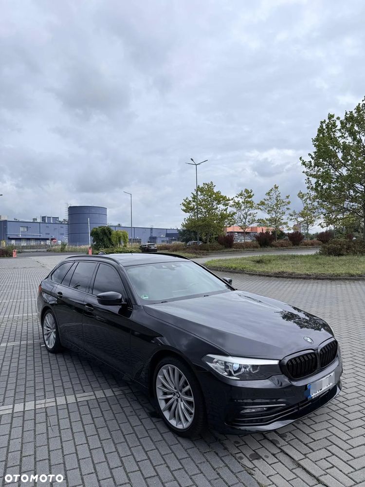 BMW Seria 5 530i Sport Line - 2