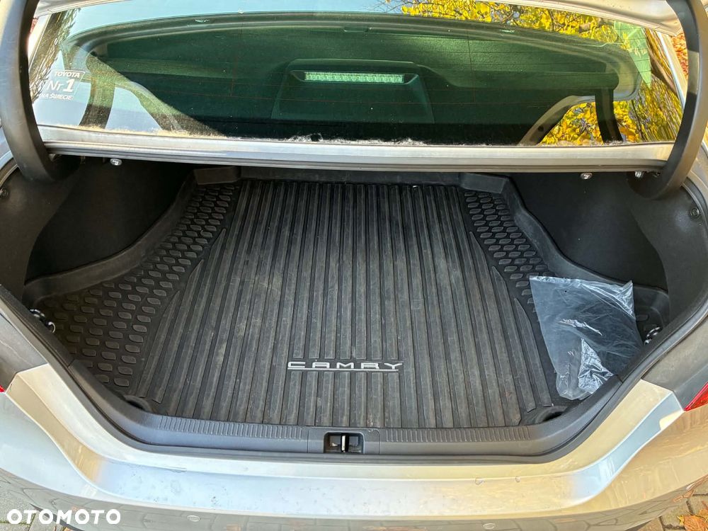 Toyota Camry 2022 photo 4