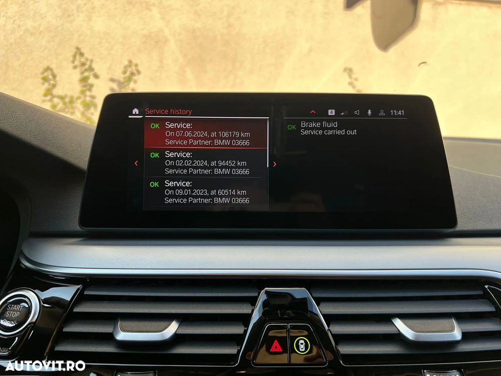 BMW Seria 5 520i Aut. - 9