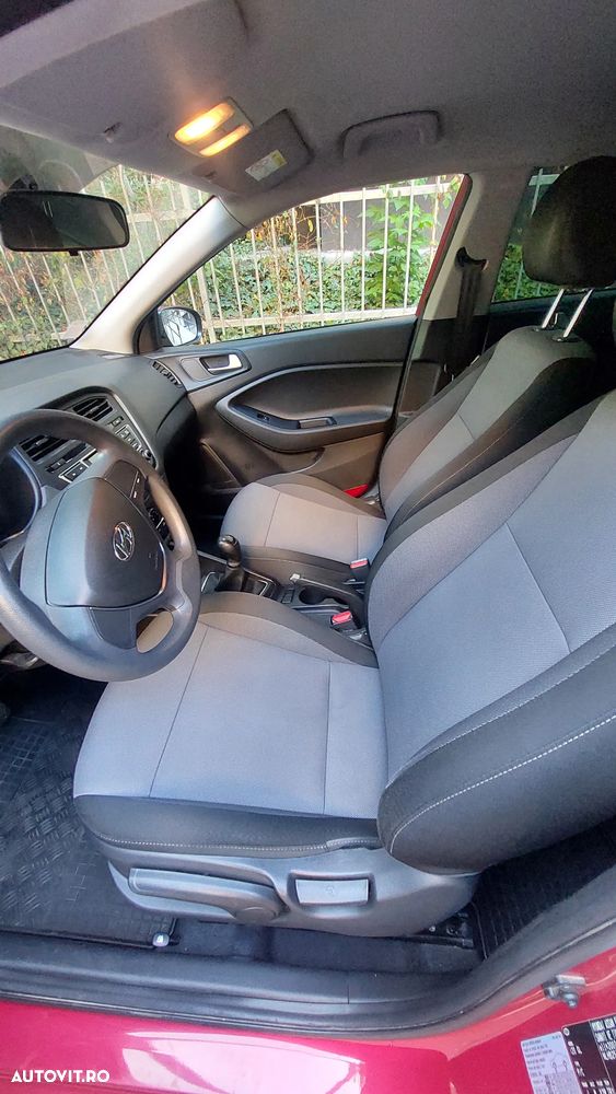 Hyundai i20 - 10