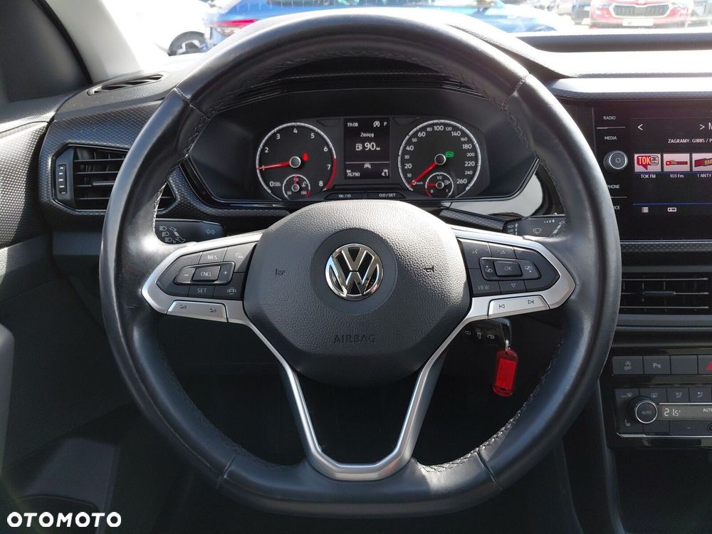 Volkswagen T-Cross - 16