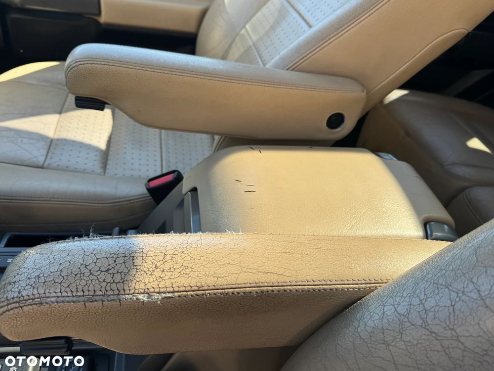 Land Rover Discovery 4.4 V8 SE - 20