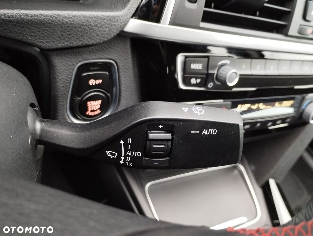 BMW 3GT 320i GPF Sport Line - 35