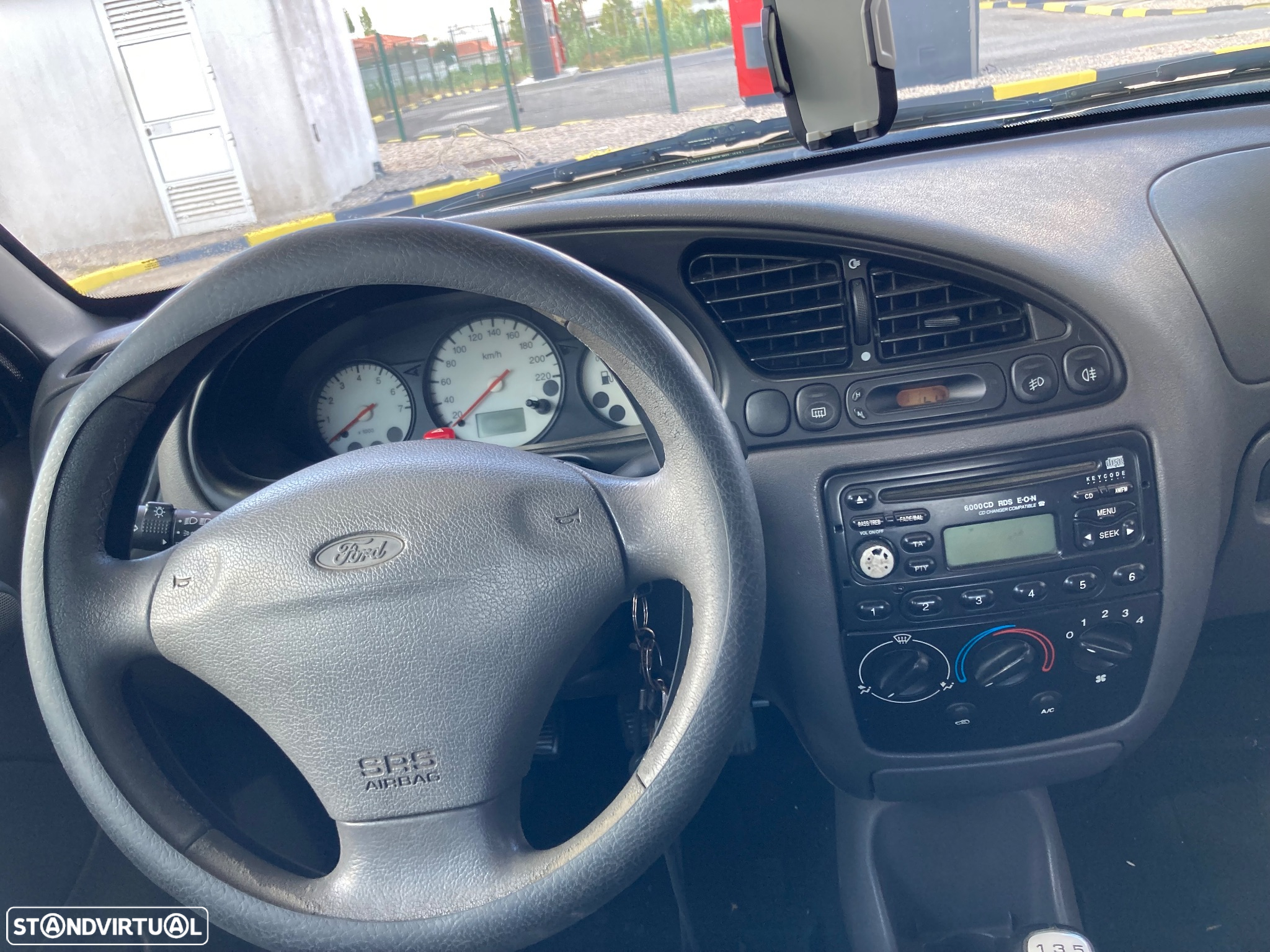 Ford Fiesta 1.25 Techno - 6