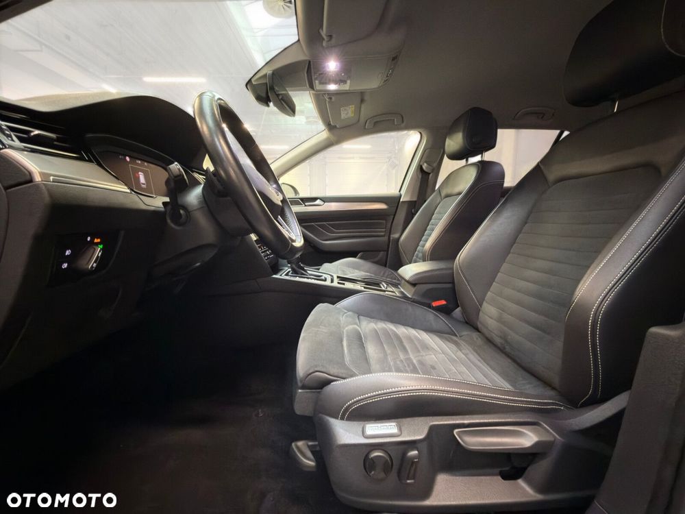 Volkswagen Passat - 24