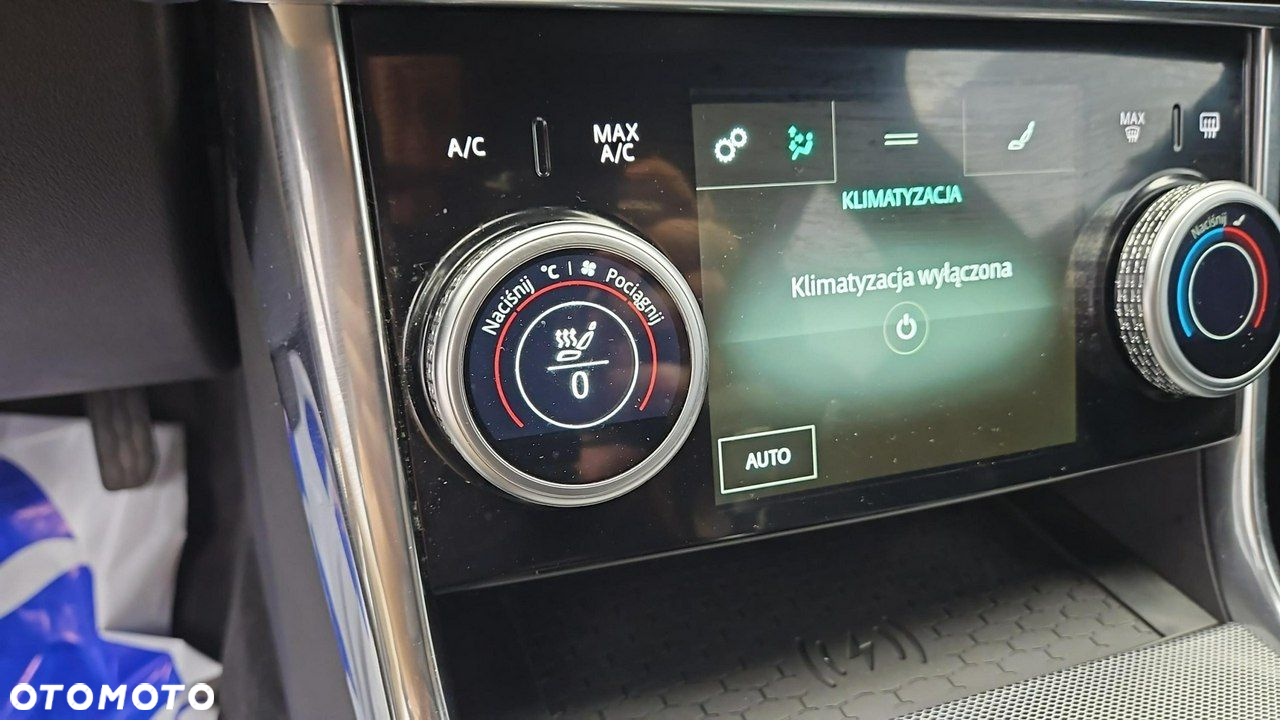 Jaguar XE 2.0 P250 R-Dynamic S - 25