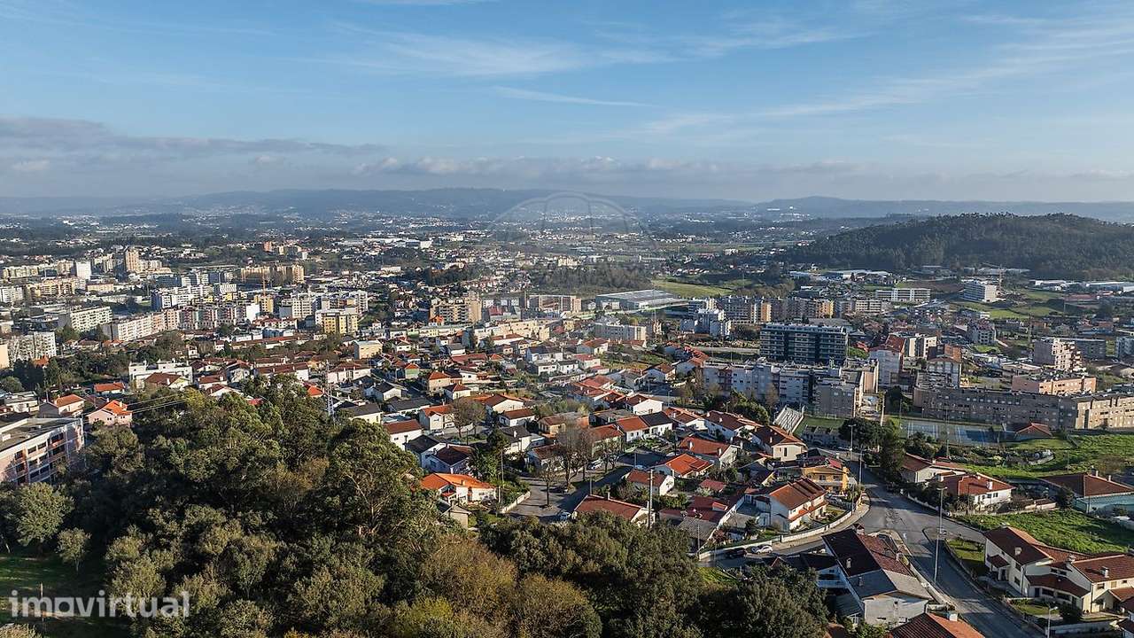 Moradia T4 para venda - Grande imagem: 2/36