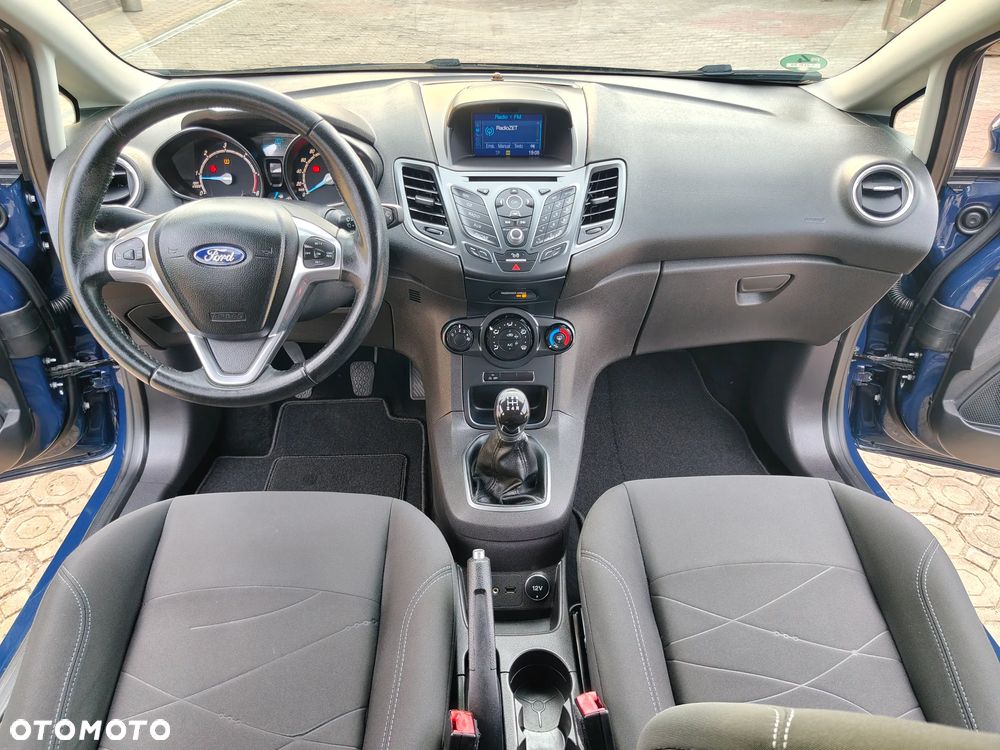 Ford Fiesta - 12