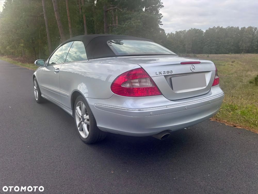 Mercedes-Benz CLK Cabrio 280 7G-TRONIC Avantgarde - 23