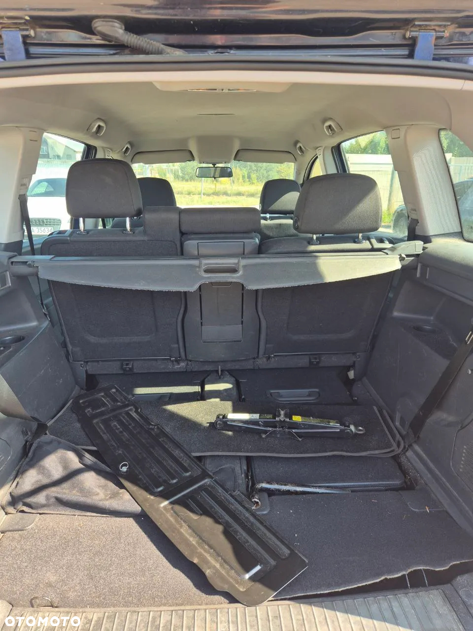 DAWCA CZESCI OPEL ZAFIRA 1.9CDTI W KOLOR 21B - 24