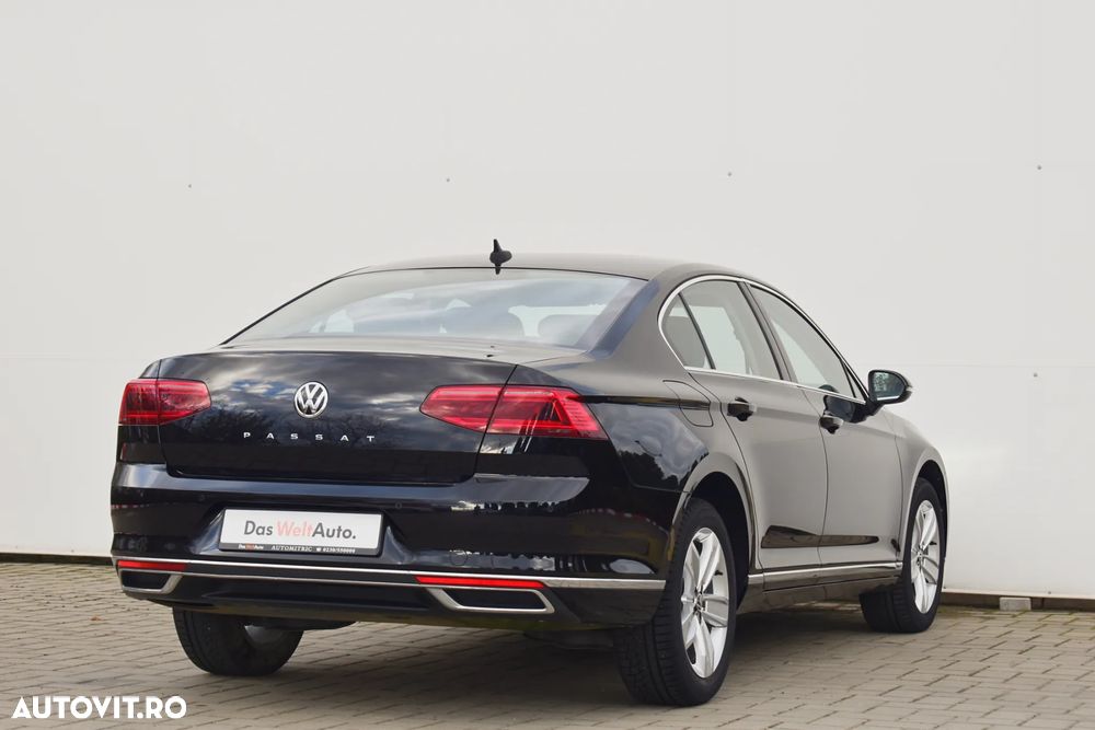 Volkswagen Passat 2.0 TDI DSG Highline - 3