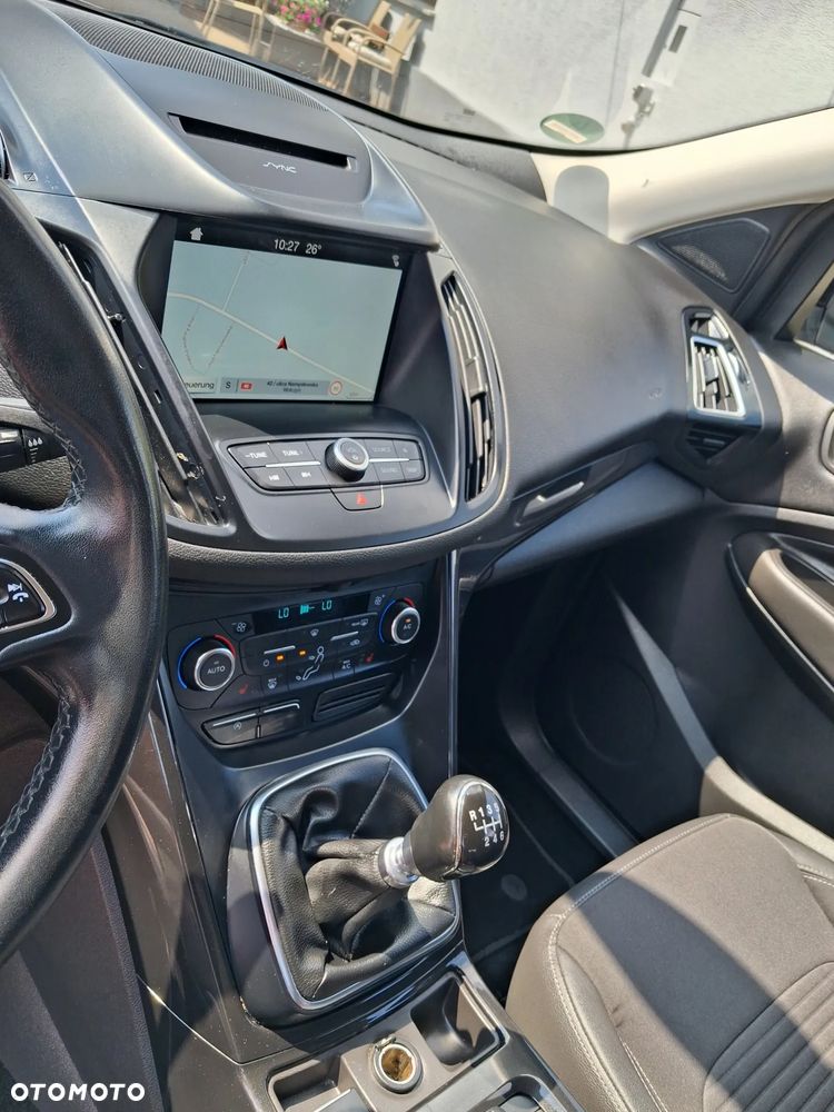 Ford Kuga - 11