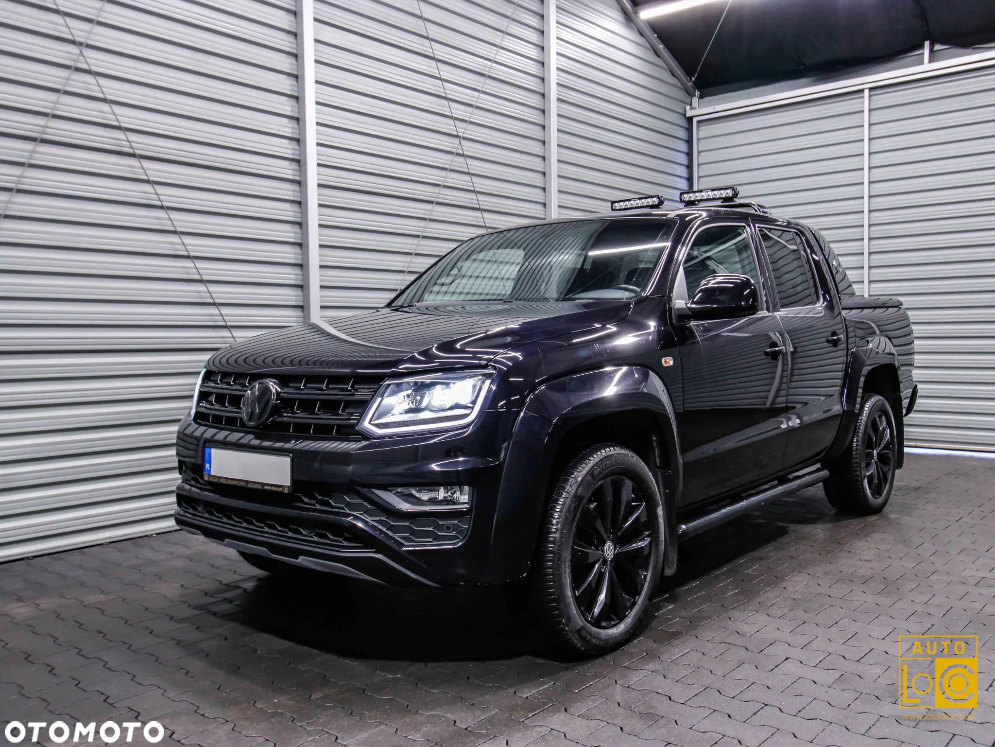 Volkswagen Amarok 3.0 V6 TDI 4Mot Aventura - 3