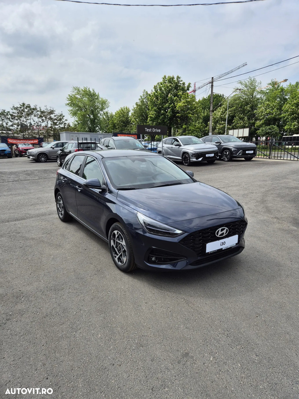 Hyundai i30 1.5 T-GDI 140CP 7DCT MHEV Highway
