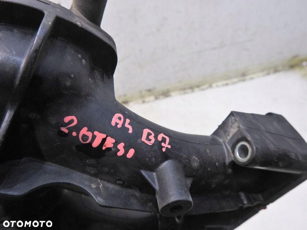 KOLEKTOR SSĄCY AUDI A4 B7 2.0 TFSI 06F133201N - 2