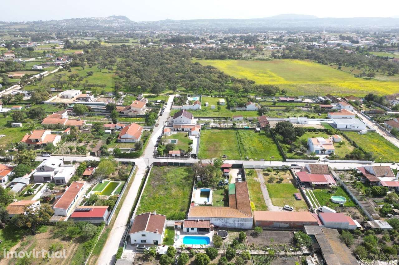 Moradia T2 em Pinhal Novo, com enorme potencial de expansão e 2100m2 d - Grande imagem: 5/55