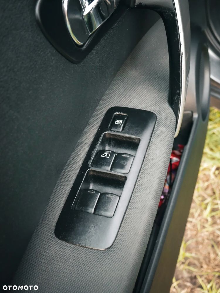 Nissan Qashqai 1.6 acenta - 25