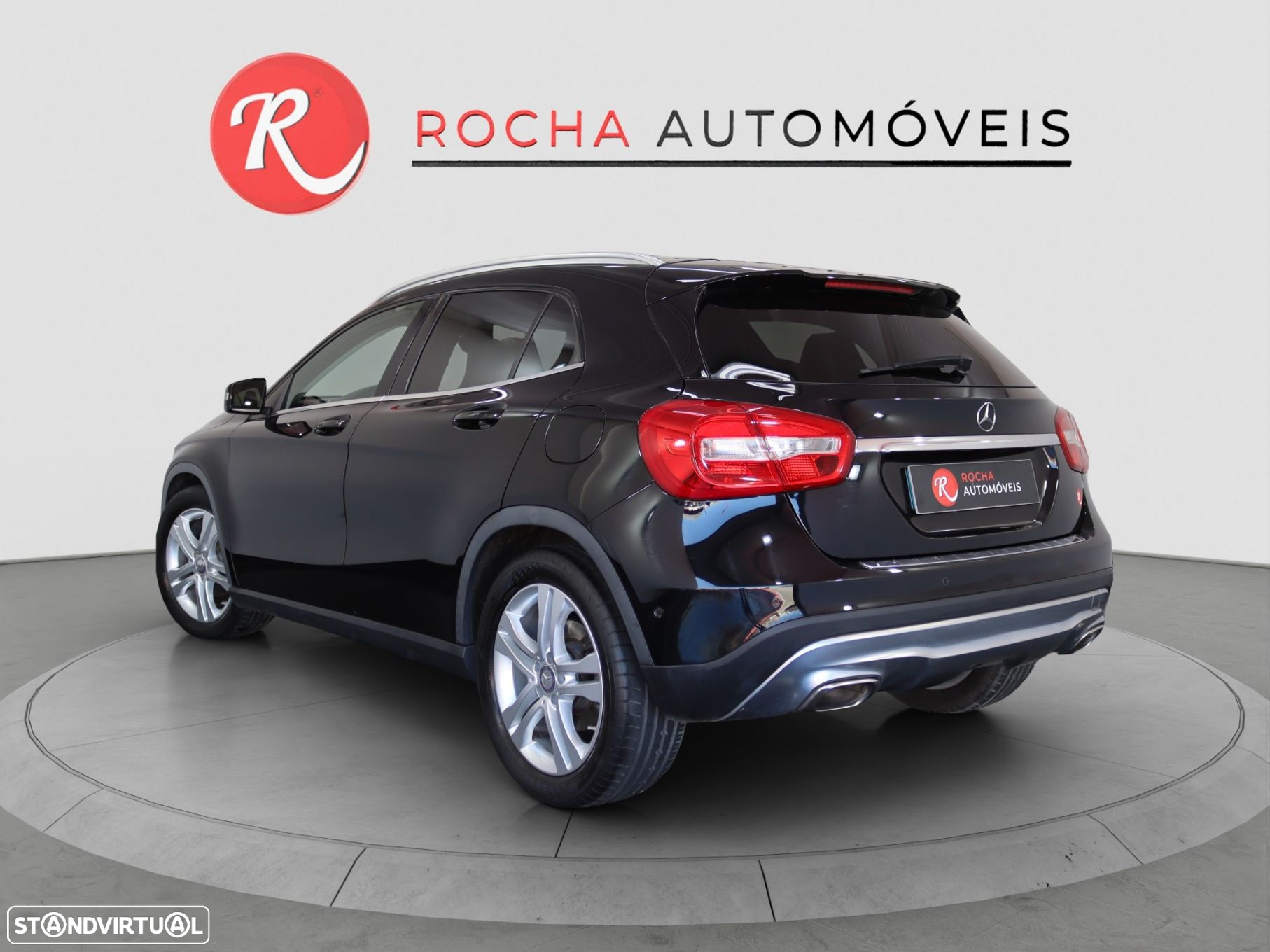 Mercedes-Benz GLA 180 d Urban - 9