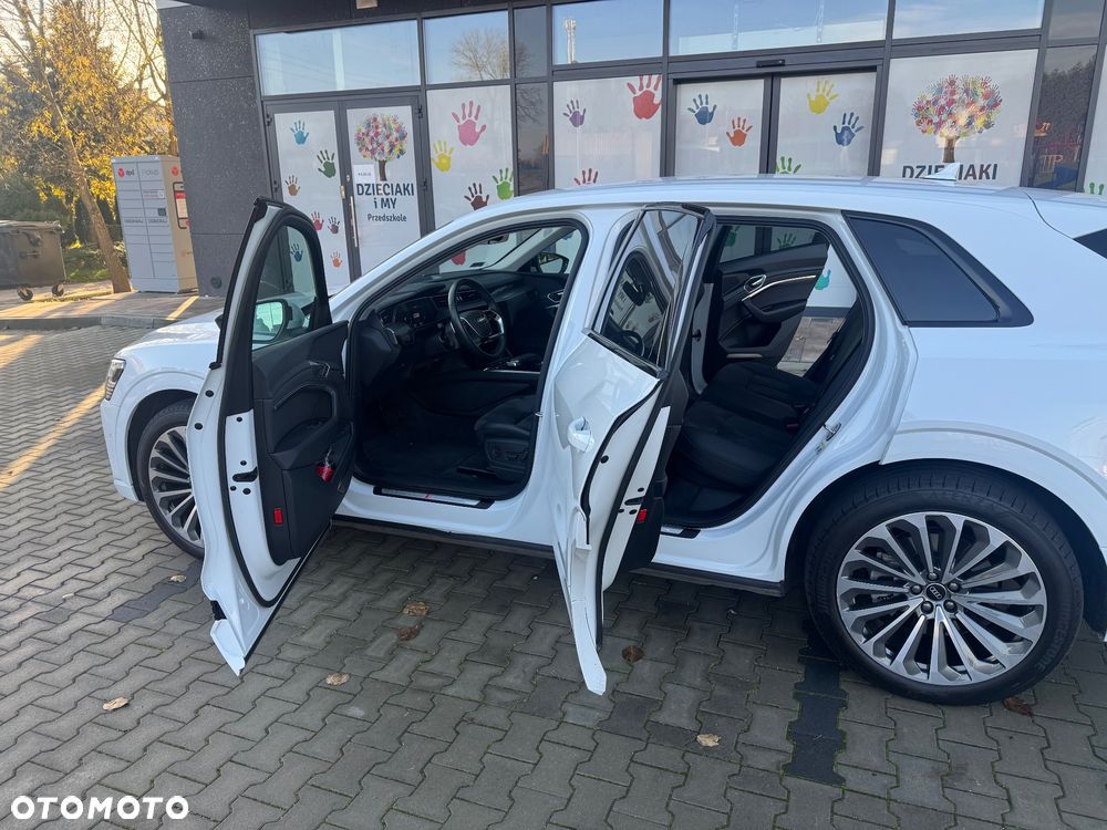 Audi e-tron 55 Quattro S line - 16