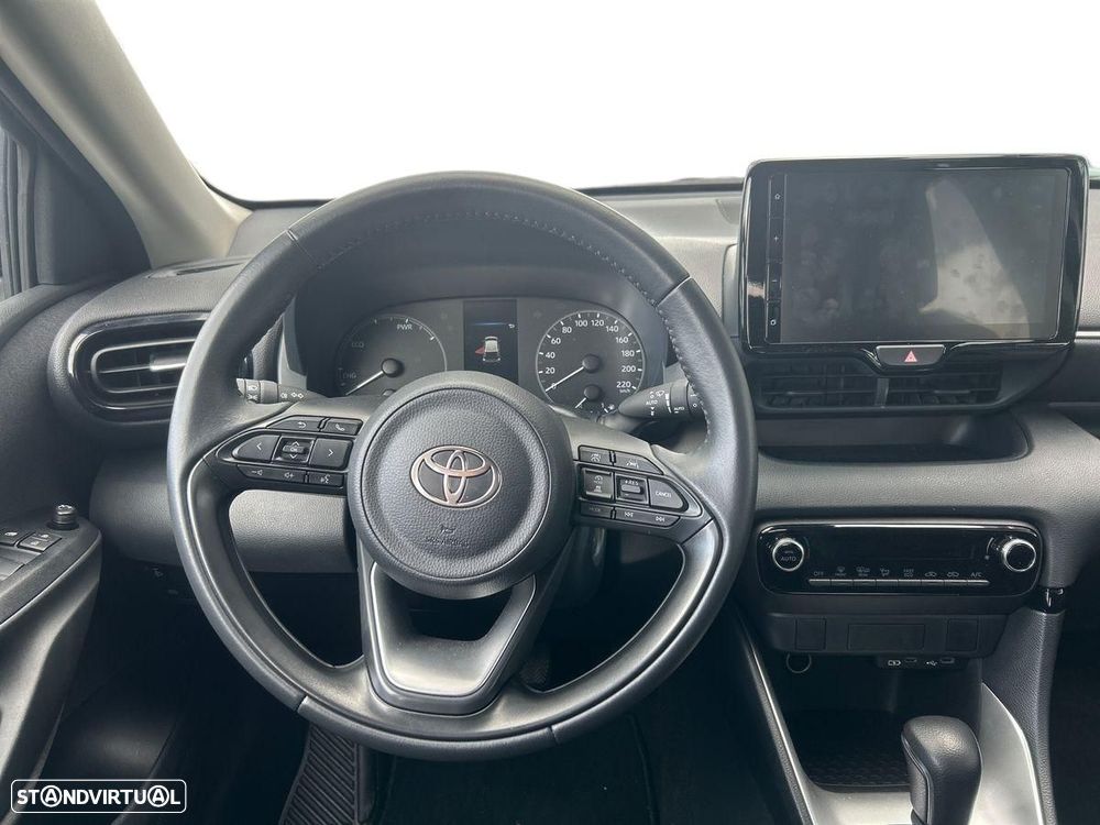 Toyota Yaris - 12