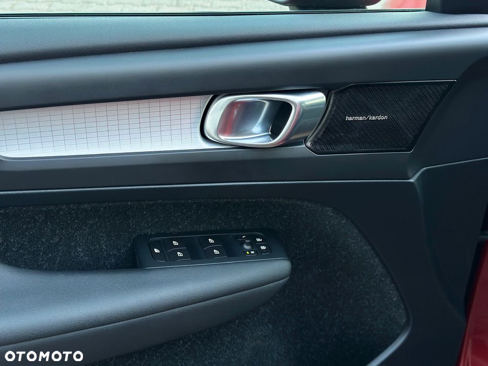 Volvo XC 40 D3 Momentum - 27