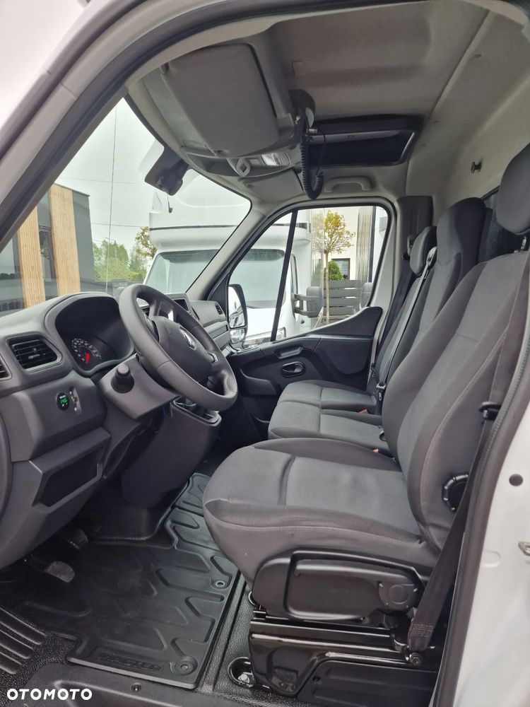 Renault Renault Master IV 10PALET Kabina MAXI-XXL 2021r - 17