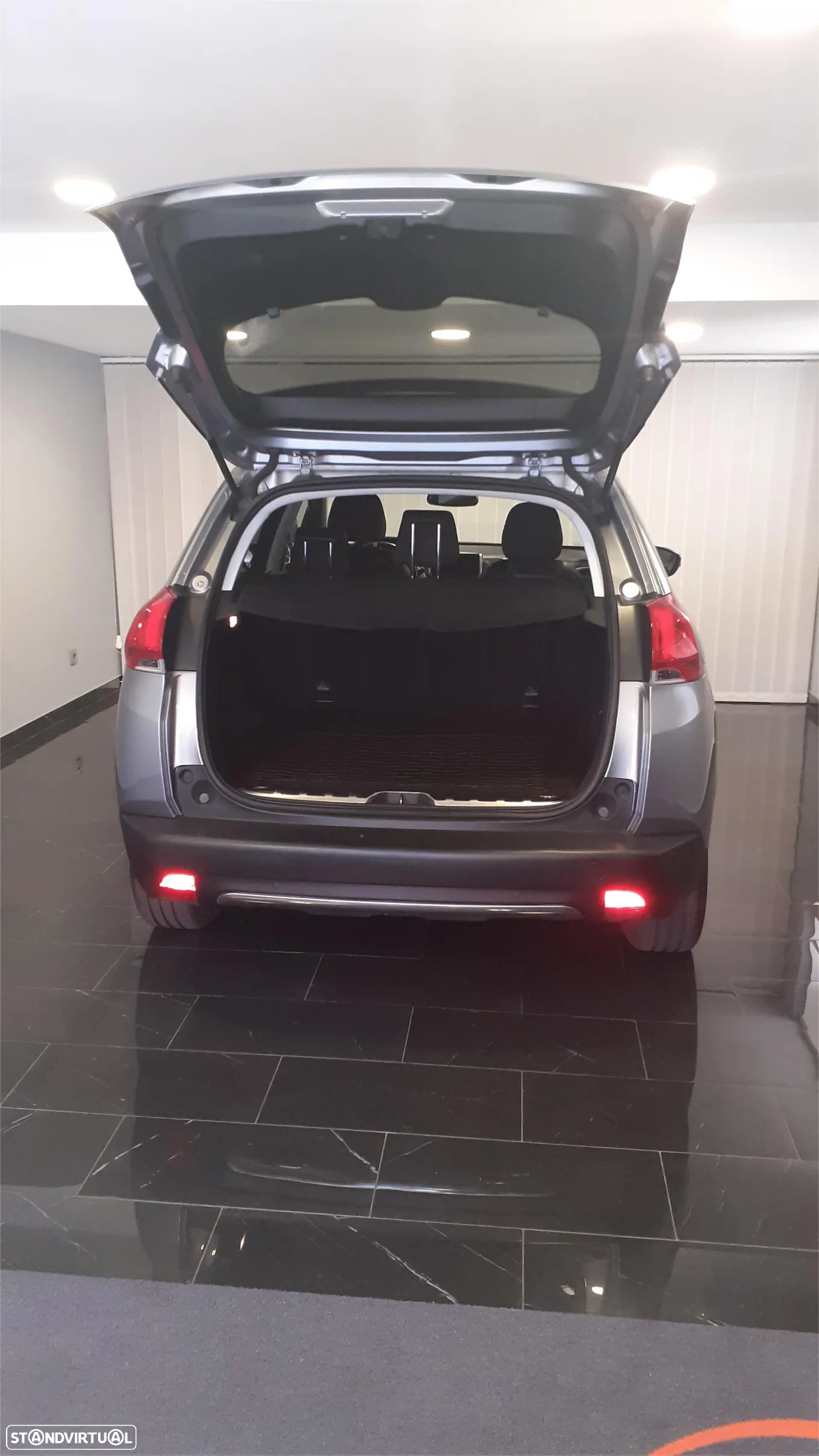 Peugeot 2008 1.2 VTi Allure - 15