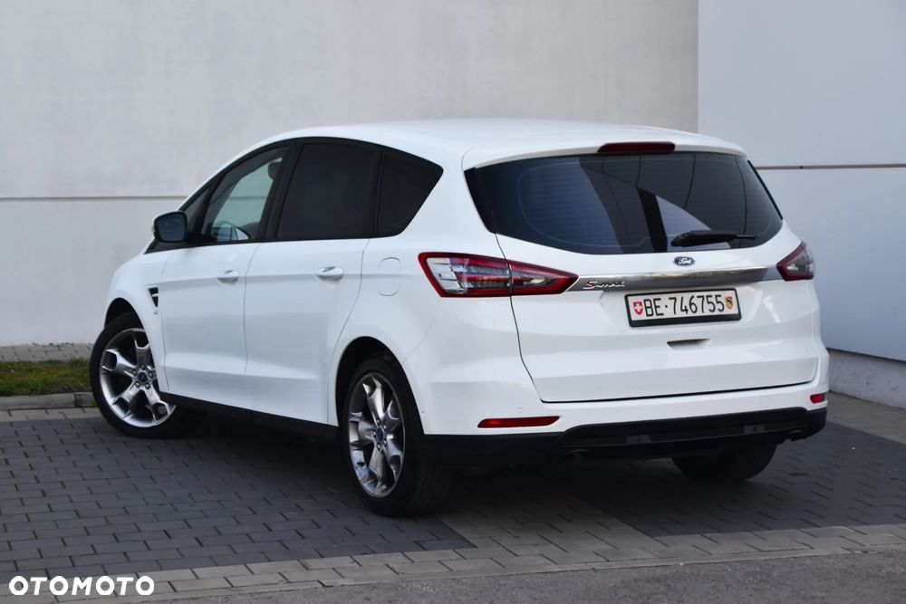 Ford S-Max 2.0 TDCi Titanium PowerShift - 36