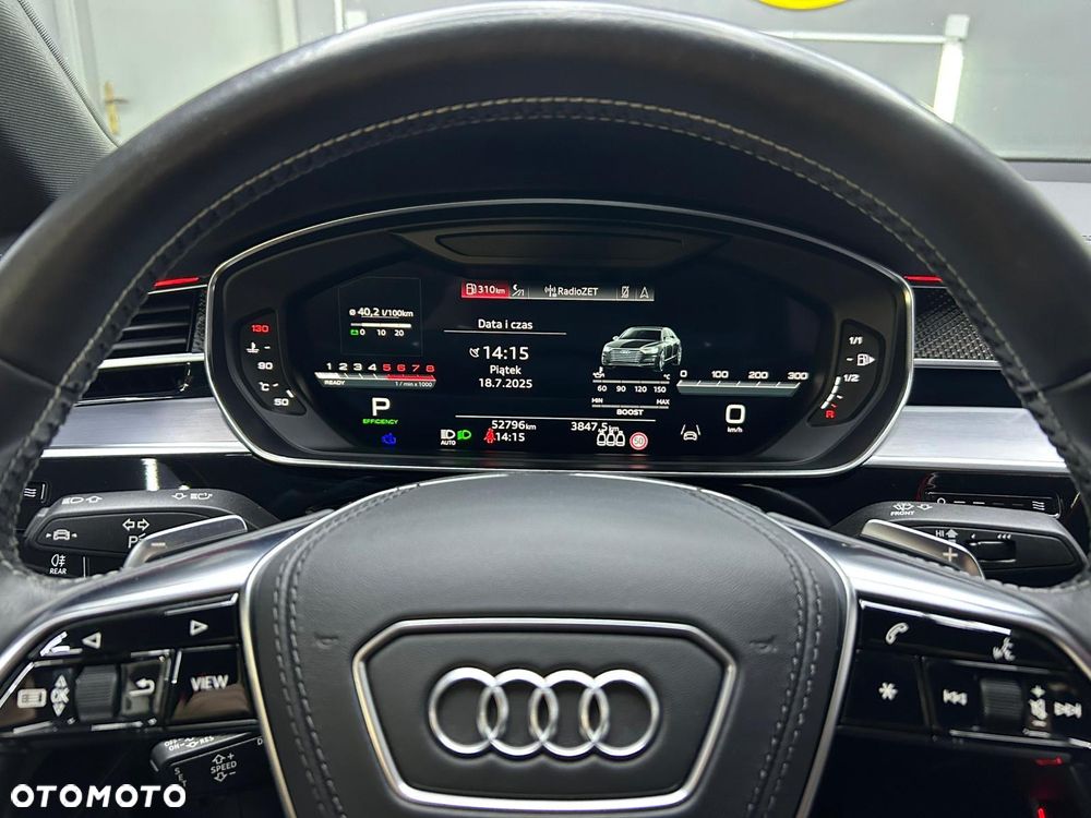 Audi S8 - 6