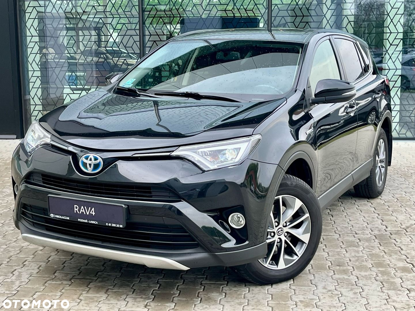 Toyota RAV4 Hybrid Premium 4x4 - 10
