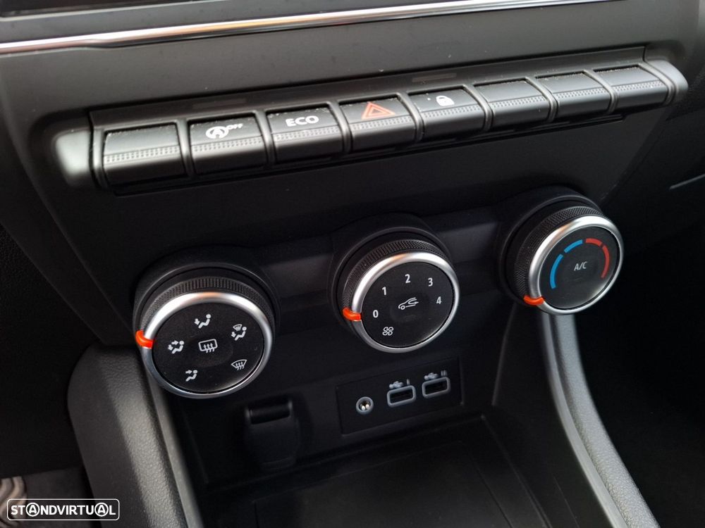 Renault Captur 1.0 TCe Equilibre Bi-Fuel - 18