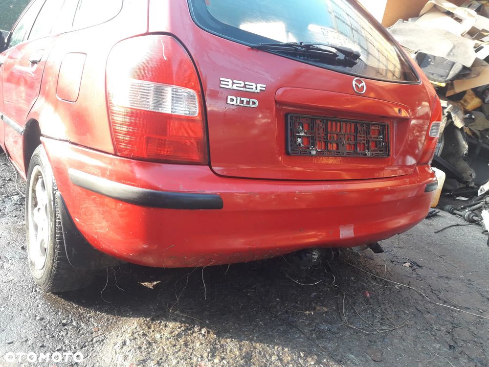 Mazda 323f bj 98-03 Klapa tylna tył z szyba kol SU - 2