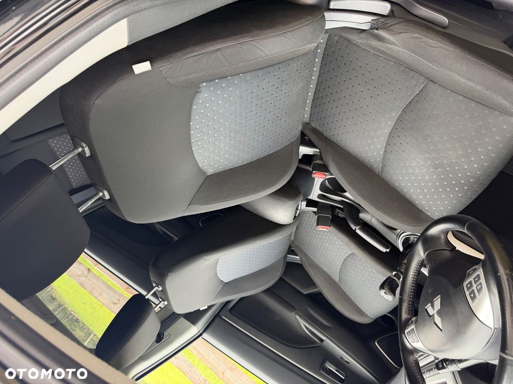 Mitsubishi ASX 1.8 DID Instyle AS&G - 12