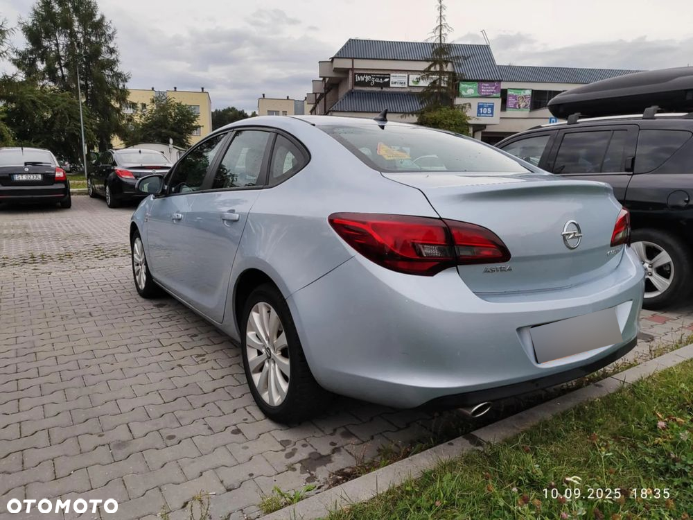 Opel Astra - 7