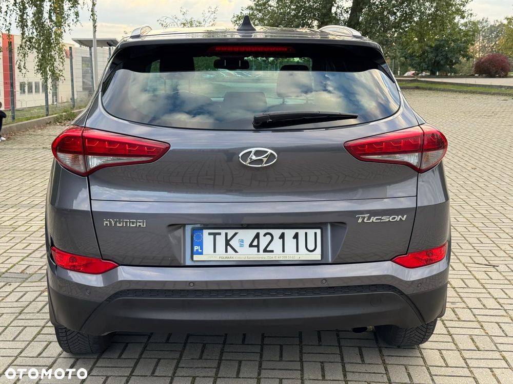 Hyundai Tucson 1.6 GDI BlueDrive Comfort 2WD - 11
