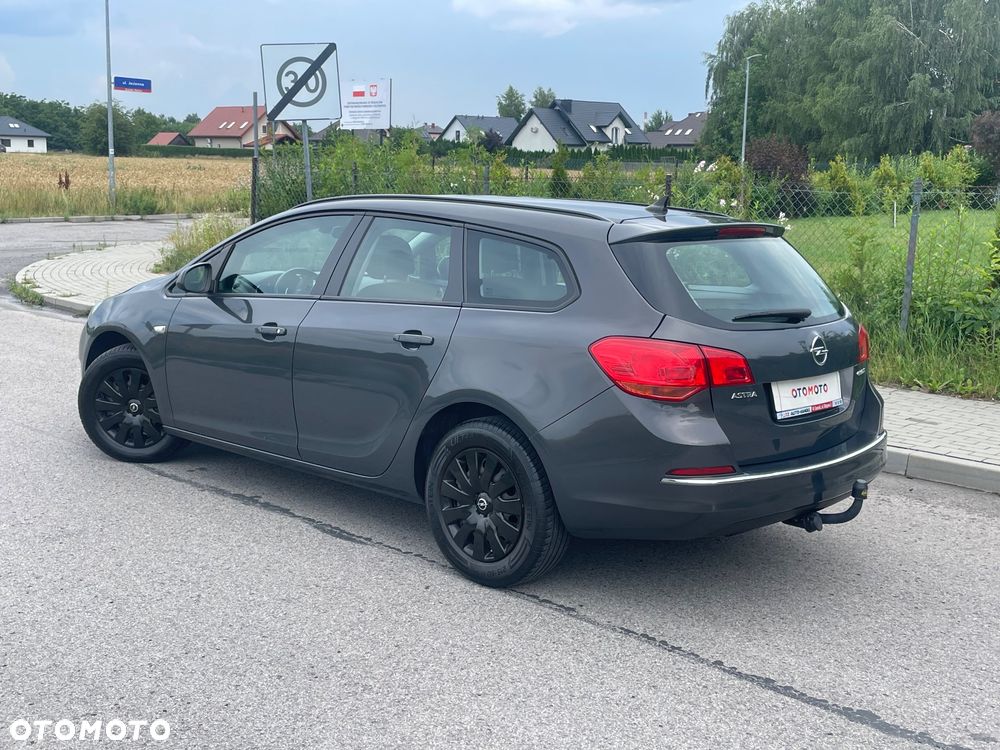 Opel Astra 1.6 D (CDTI) Start/Stop Innovation - 19