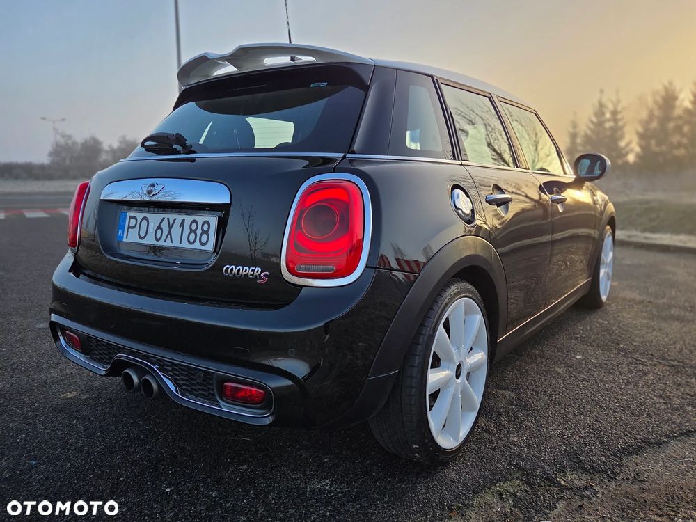 MINI Cooper S Standard - 4