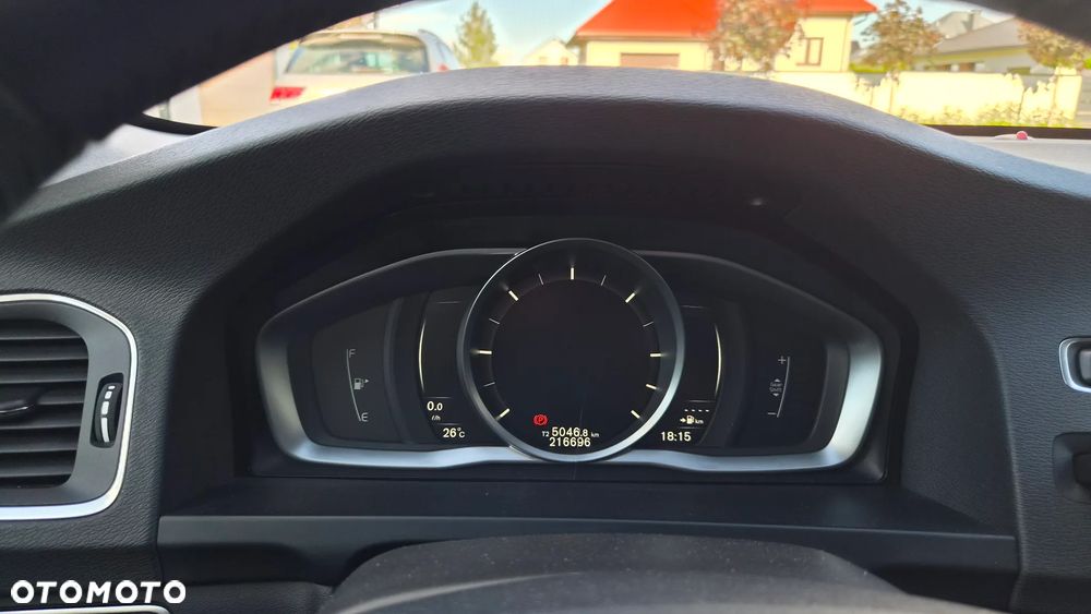 Volvo V60 D2 Kinetic - 19